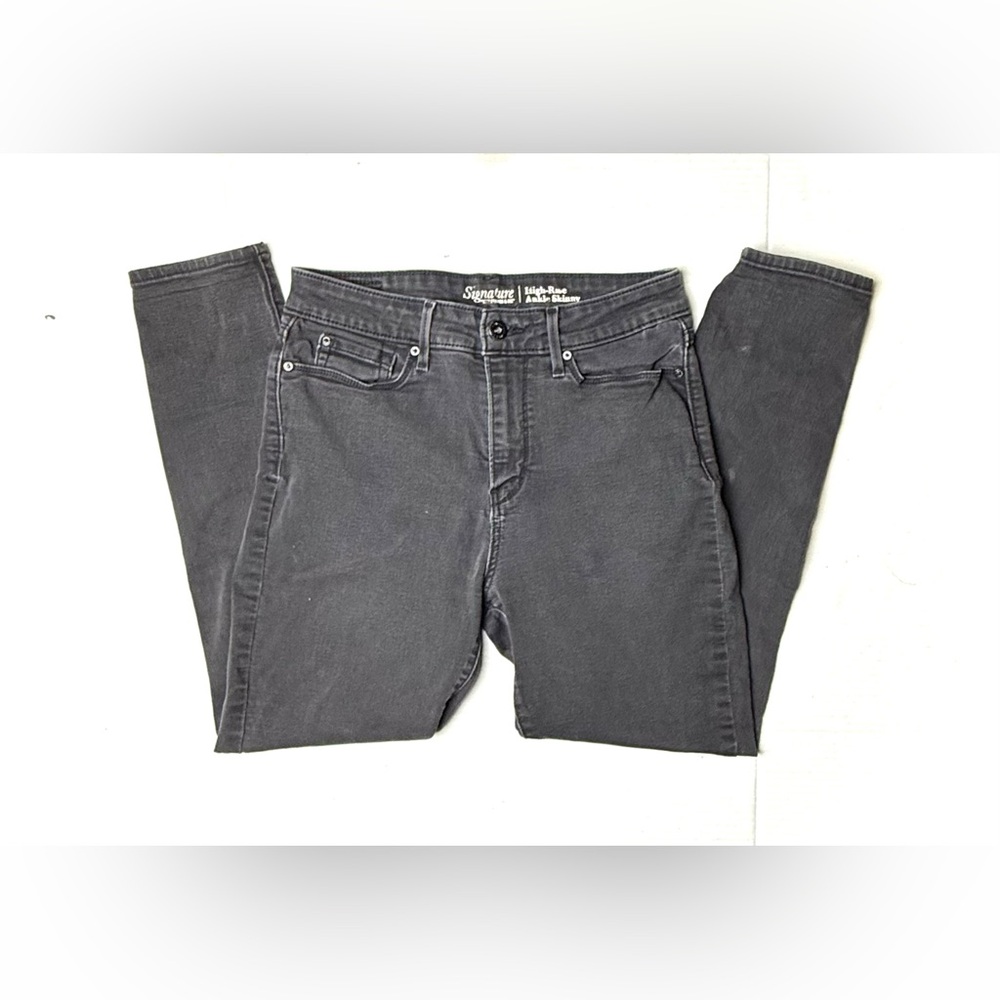 Signature By Levi Strauss Women's 8 W29 High Rise Ankle Skinny Jean Black Denim